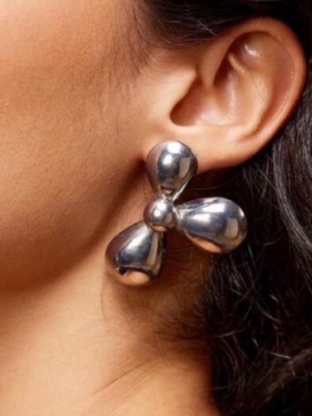 3/$30 New! Silver Flower Petal Statement Post Earrings (3025) NWOT